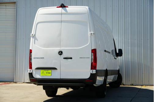 2024 Mercedes-Benz Sprinter 3500XD High Roof