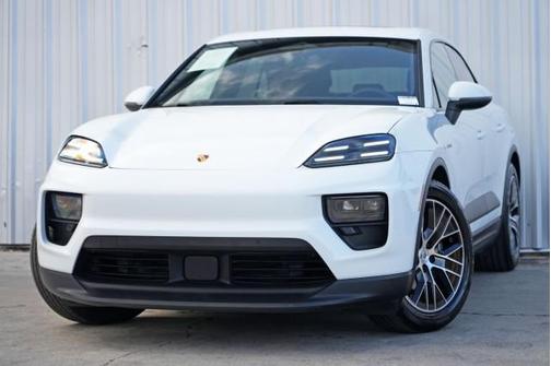 2025 Porsche Macan 4