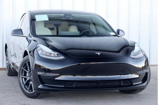 2019 Tesla Model 3 Standard Range Plus