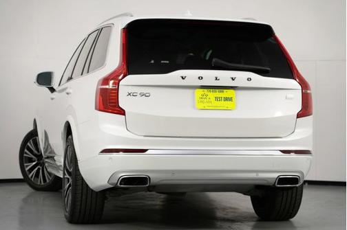 2021 Volvo XC90 Recharge Plug-In Hybrid T8 Inscription Expression 6 Passenger