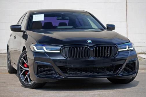 Black Sapphire Metallic 2022 BMW 540 i