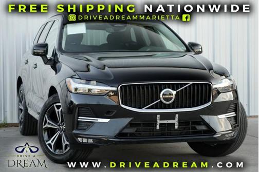 2022 Volvo XC60 B5 Momentum