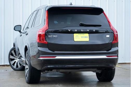2024 Volvo XC90 Recharge Plug-In Hybrid T8 Ultimate Bright Theme 7-Seater