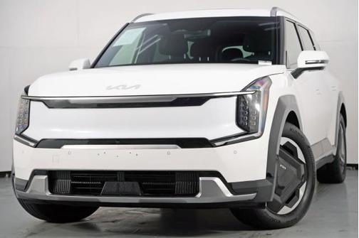2024 Kia EV9 Land