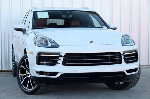 2022 Porsche Cayenne E-Hybrid S