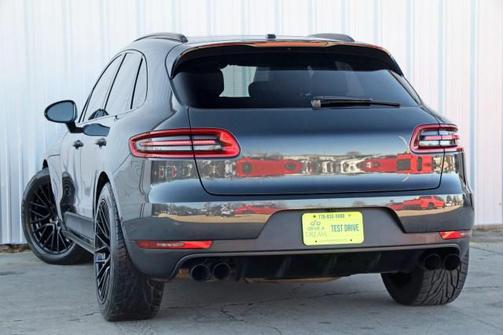 2017 Porsche Macan Base