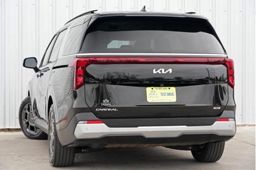 2025 Kia Carnival Hybrid EX