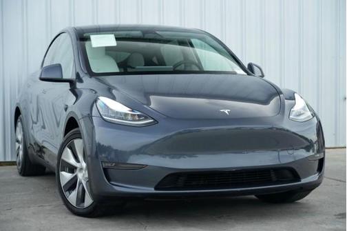 2023 Tesla Model Y Long Range Dual Motor All-Wheel Drive