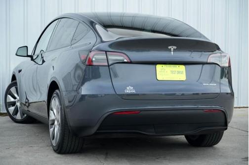 2023 Tesla Model Y Long Range Dual Motor All-Wheel Drive