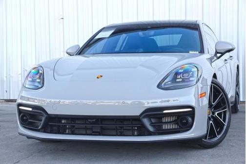 2023 Porsche Panamera 4S