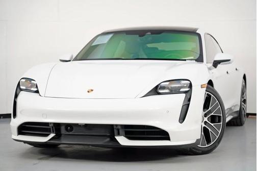 2020 Porsche Taycan Turbo