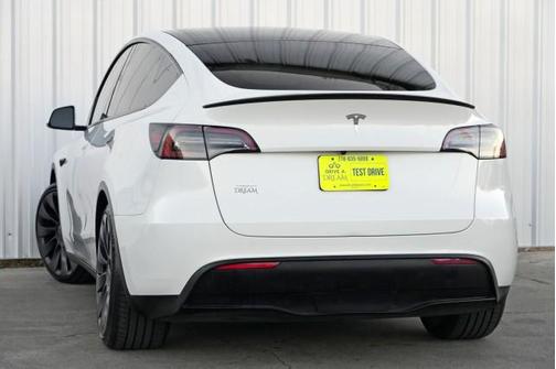 2023 Tesla Model Y Performance Dual Motor All-Wheel Drive