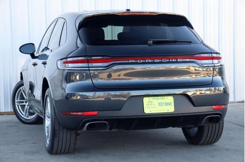 2021 Porsche Macan Base
