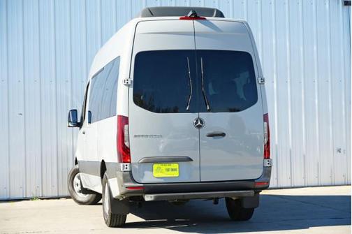 2022 Mercedes-Benz Sprinter 1500 Standard Roof I4
