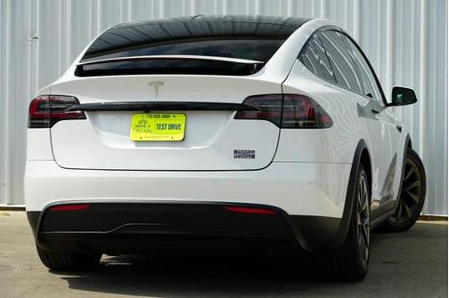 2022 Tesla Model X Plaid Tri Motor All-Wheel Drive