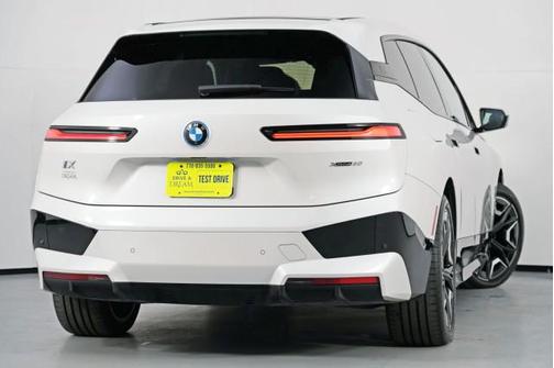 2022 BMW iX xDrive50