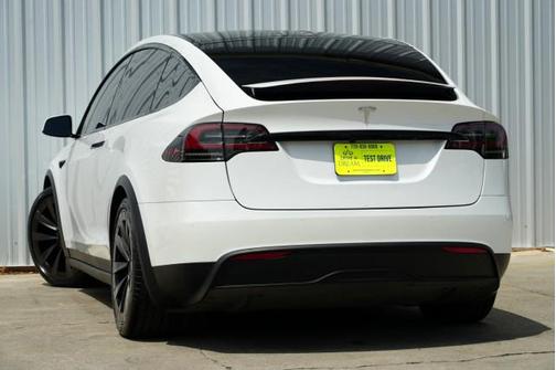 2023 Tesla Model X Standard Range