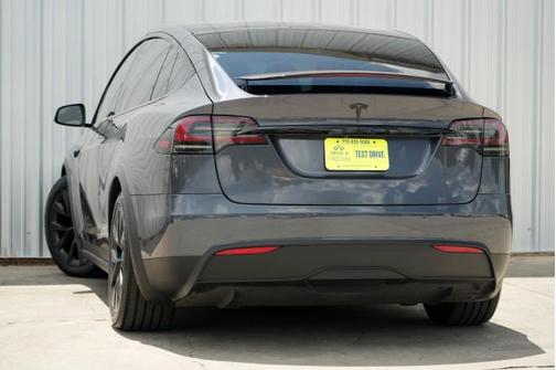 2022 Tesla Model X Dual Motor All-Wheel Drive