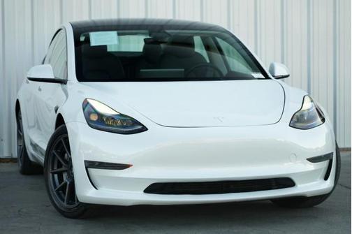 2023 Tesla Model 3 Standard Range