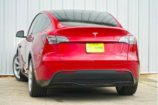 2024 Tesla Model Y Long Range Dual Motor All-Wheel Drive