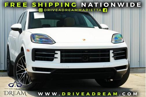 2025 Porsche Cayenne w/ Premium & Technology Packages