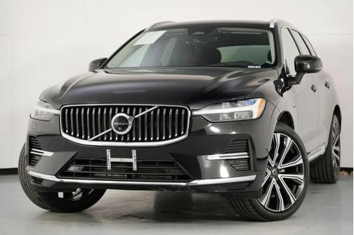 2023 Volvo XC60 Recharge Plug-In Hybrid T8 Ultimate Bright Theme
