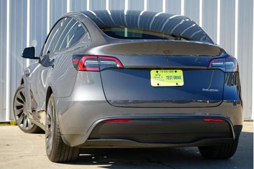 2022 Tesla Model Y Performance Dual Motor All-Wheel Drive