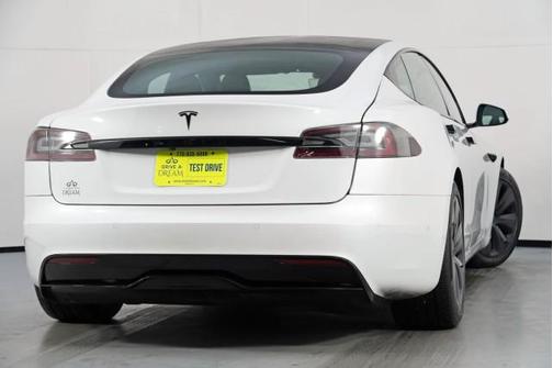 2022 Tesla Model S Dual Motor All-Wheel Drive