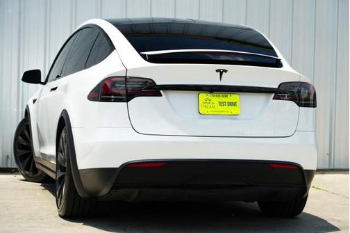2022 Tesla Model X Dual Motor All-Wheel Drive