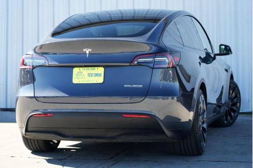 2022 Tesla Model Y Performance Dual Motor All-Wheel Drive