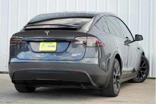 2022 Tesla Model X Plaid Tri Motor All-Wheel Drive