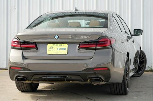 2022 BMW 530 i