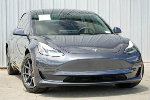 2023 Tesla Model 3 Standard Range