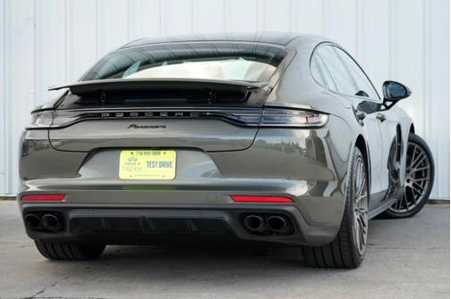 2022 Porsche Panamera Platinum Edition