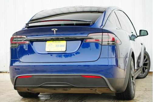 2023 Tesla Model X Standard Range
