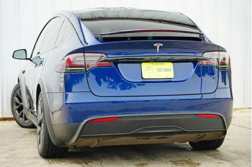 2023 Tesla Model X Standard Range