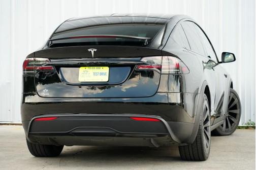 2022 Tesla Model X Dual Motor All-Wheel Drive