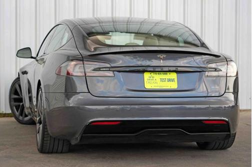 Midnight Silver Metallic 2021 Tesla Model S Plaid