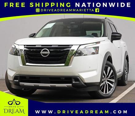 Everest White Pearl Tricoat/Super Black 2025 Nissan Pathfinder Platinum FWD SUV