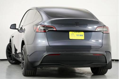 2022 Tesla Model Y Long Range Dual Motor All-Wheel Drive