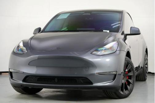 2022 Tesla Model Y Long Range Dual Motor All-Wheel Drive