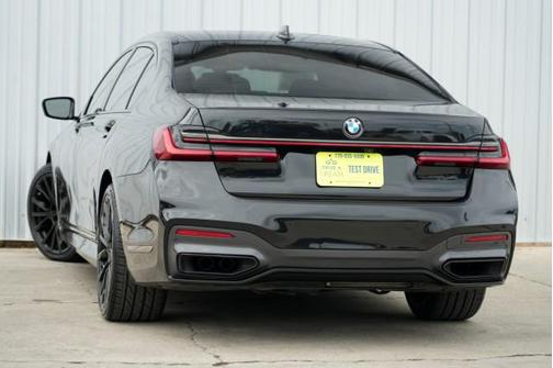 2022 BMW 750 i xDrive
