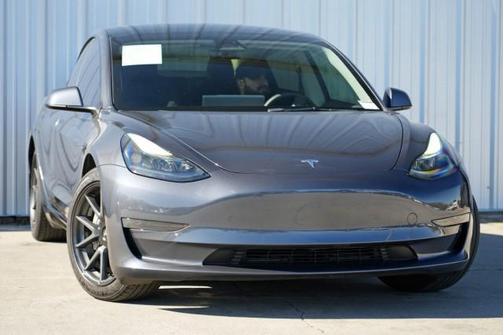 2023 Tesla Model 3 Standard Range