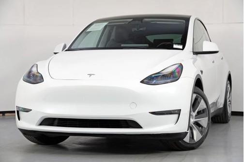 2023 Tesla Model Y Long Range Dual Motor All-Wheel Drive
