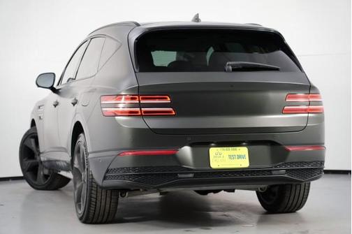 2025 Genesis GV80 2.5T