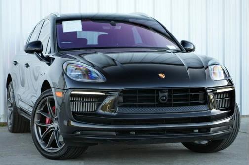 2022 Porsche Macan Base
