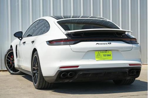 2022 Porsche Panamera 4S