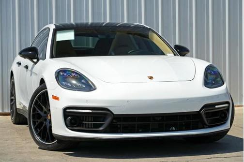 2022 Porsche Panamera 4S