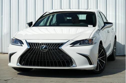 2022 Lexus ES 250 Base