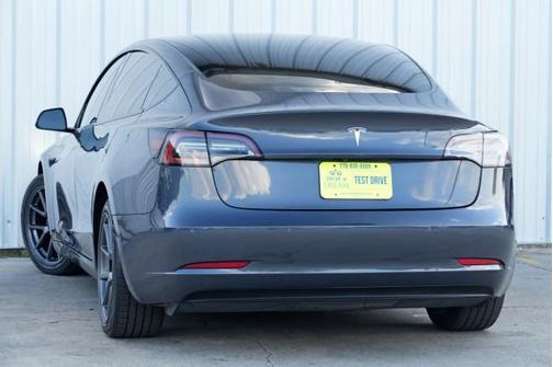 2022 Tesla Model 3 Standard Range